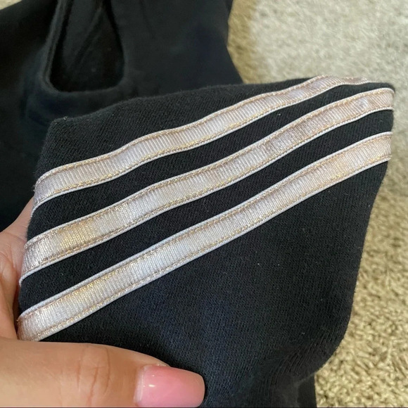Adidas  Girls Black and Gold Stripes Hoodie Sz S - Picture 5 of 9